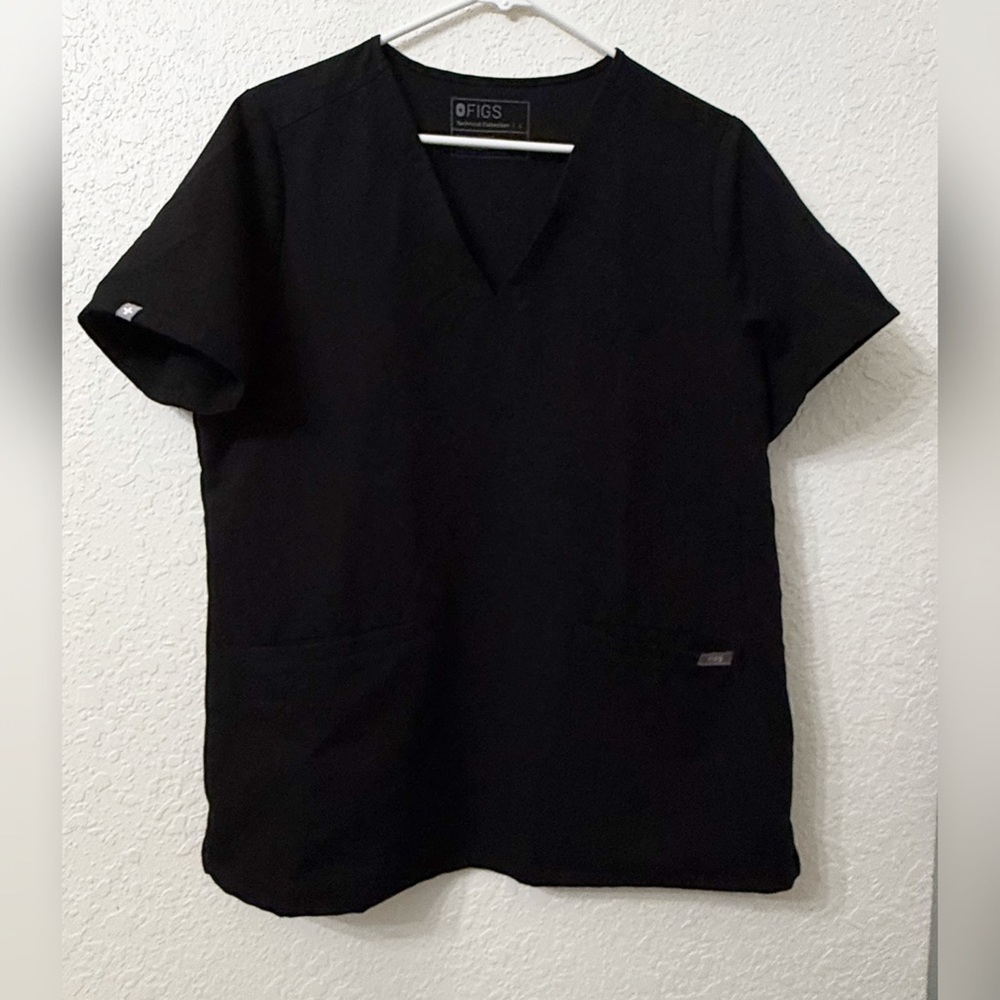 FIGS Women's Black V-Neck Scrub Top
